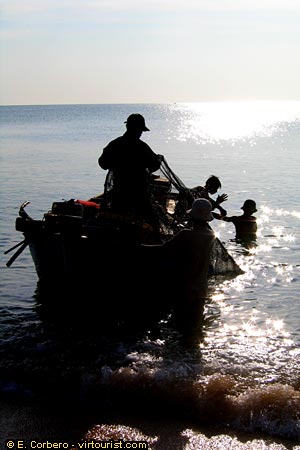 Phu Quoc, Long Beach, fishing nets